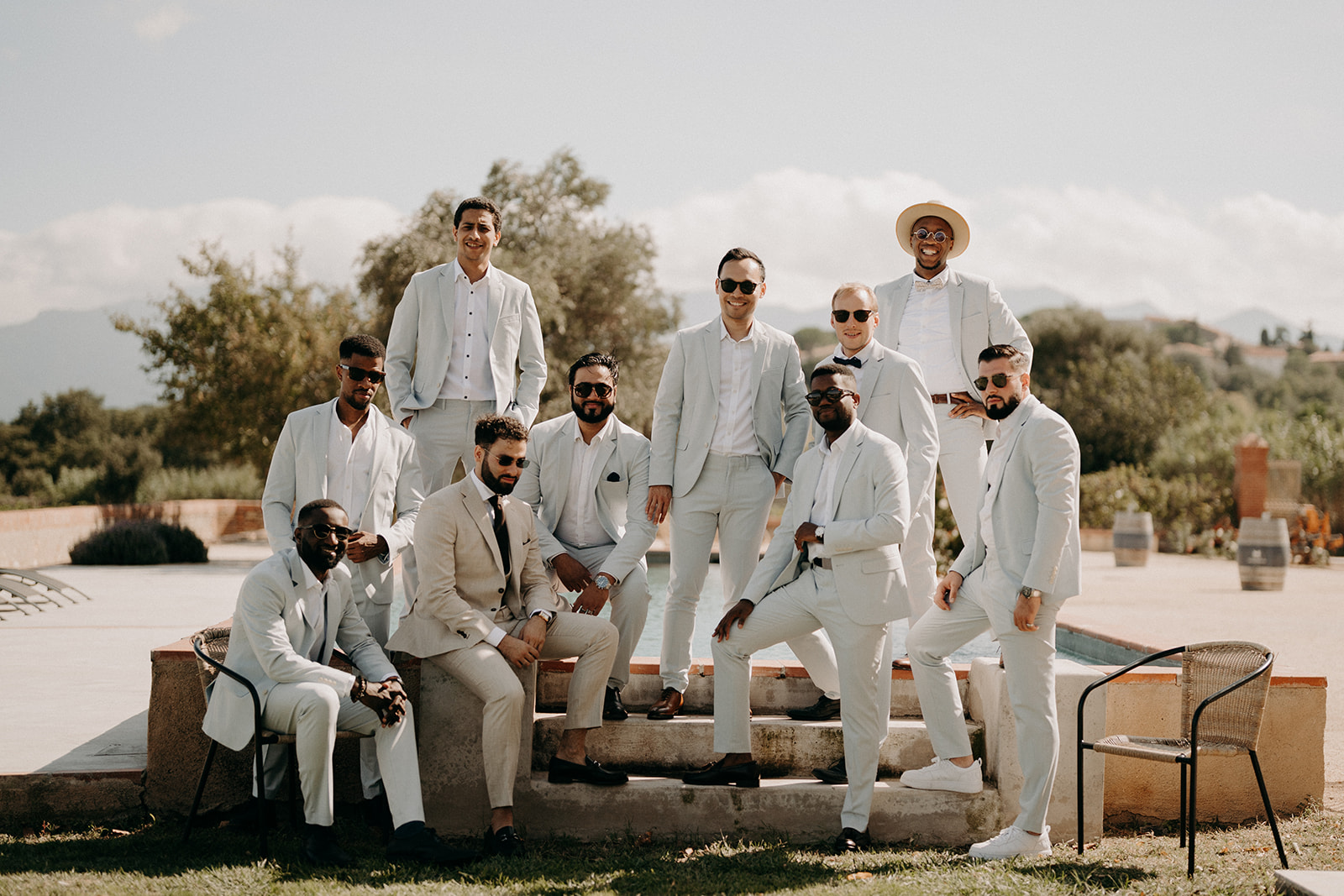 Mariage à Chateau Montana - Occitanie Groupes hommes mariés